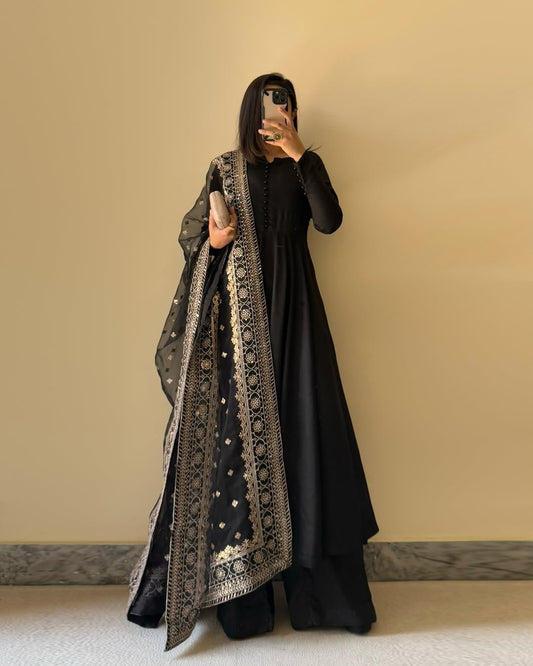Anvi Pure Fox Geogette Anarkali Suit