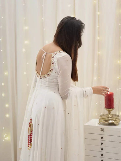 Apsara Hand Work Suit Set