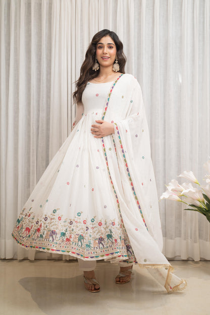 Pearl Glow Embroidered Suit Set