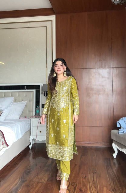 Lishika Traditional Embroidered Kurta Set with Dupatta