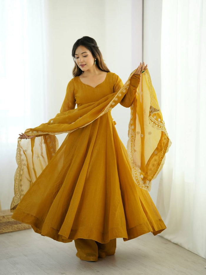 Aadhya Radiant Royal Flare Anarkali Set