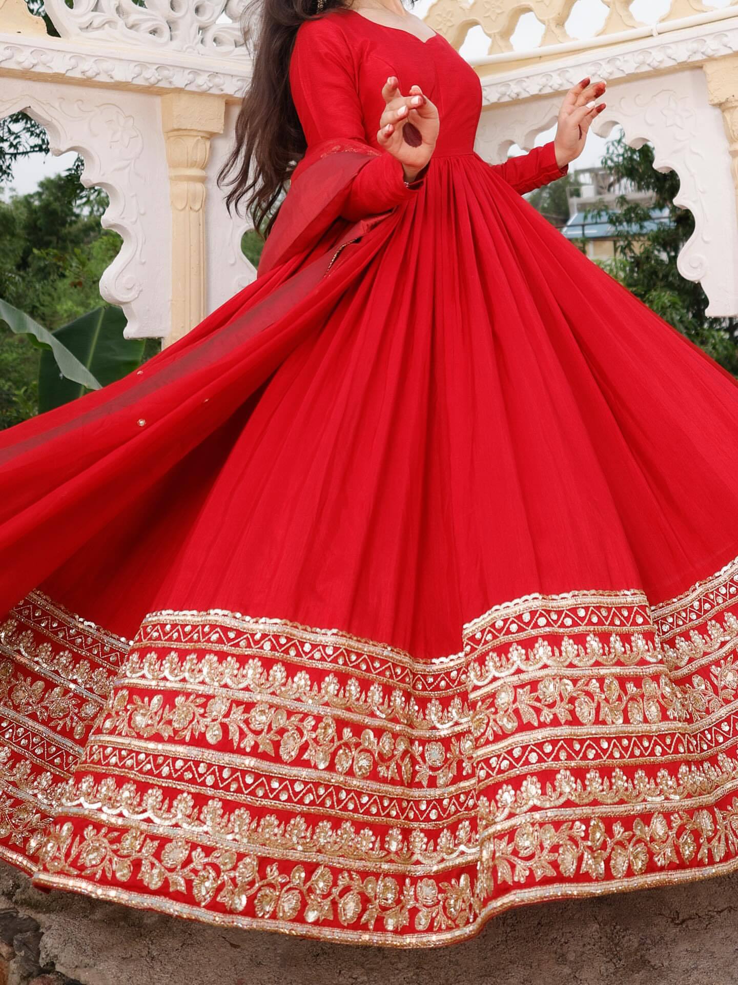 Aaradhya’s Regal Red Anarkali Gown