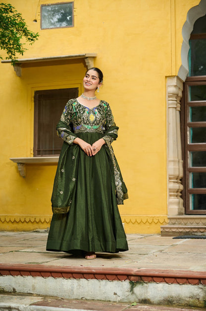 Nayisha Royal Charm Anarkali Gown