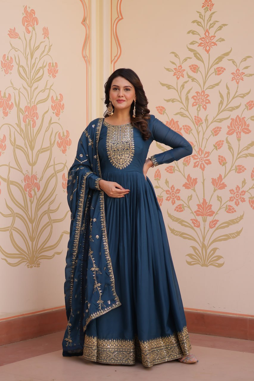 Aaradhya’s Royal Radiance Anarkali Gown