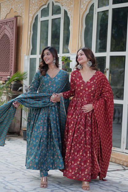 Ishita Grace In Vibrant Pure Cotton Suit