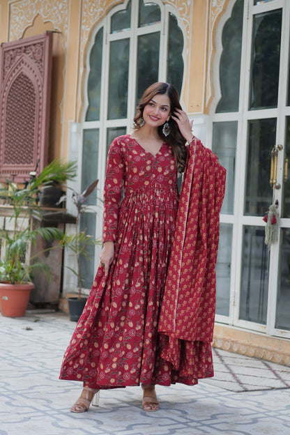 Ishita Grace In Vibrant Pure Cotton Suit
