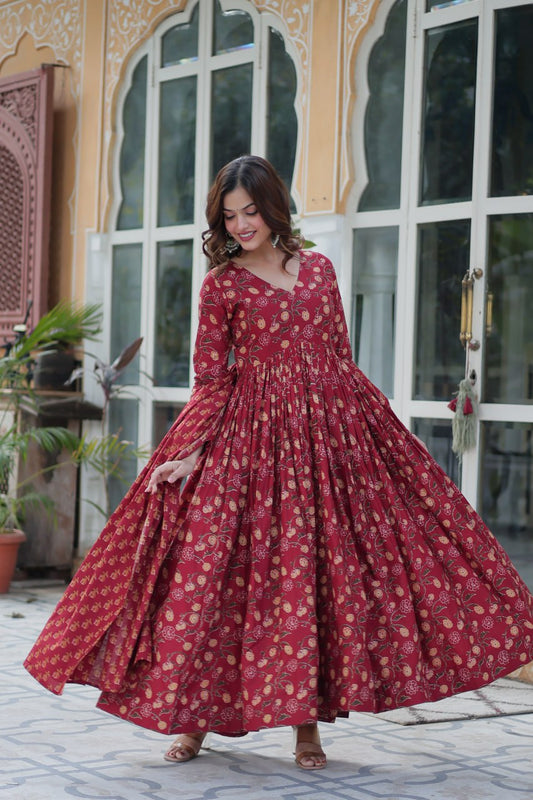 Ishita Grace In Vibrant Pure Cotton Suit